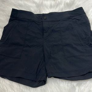 Athleta women’s black shorts size 10